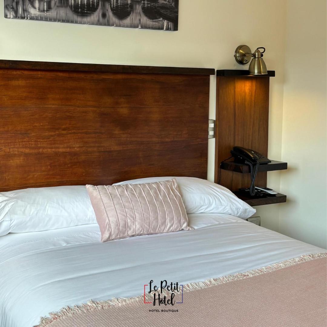 Hotel Le Petit กอนเซปซิออน ห้อง รูปภาพ