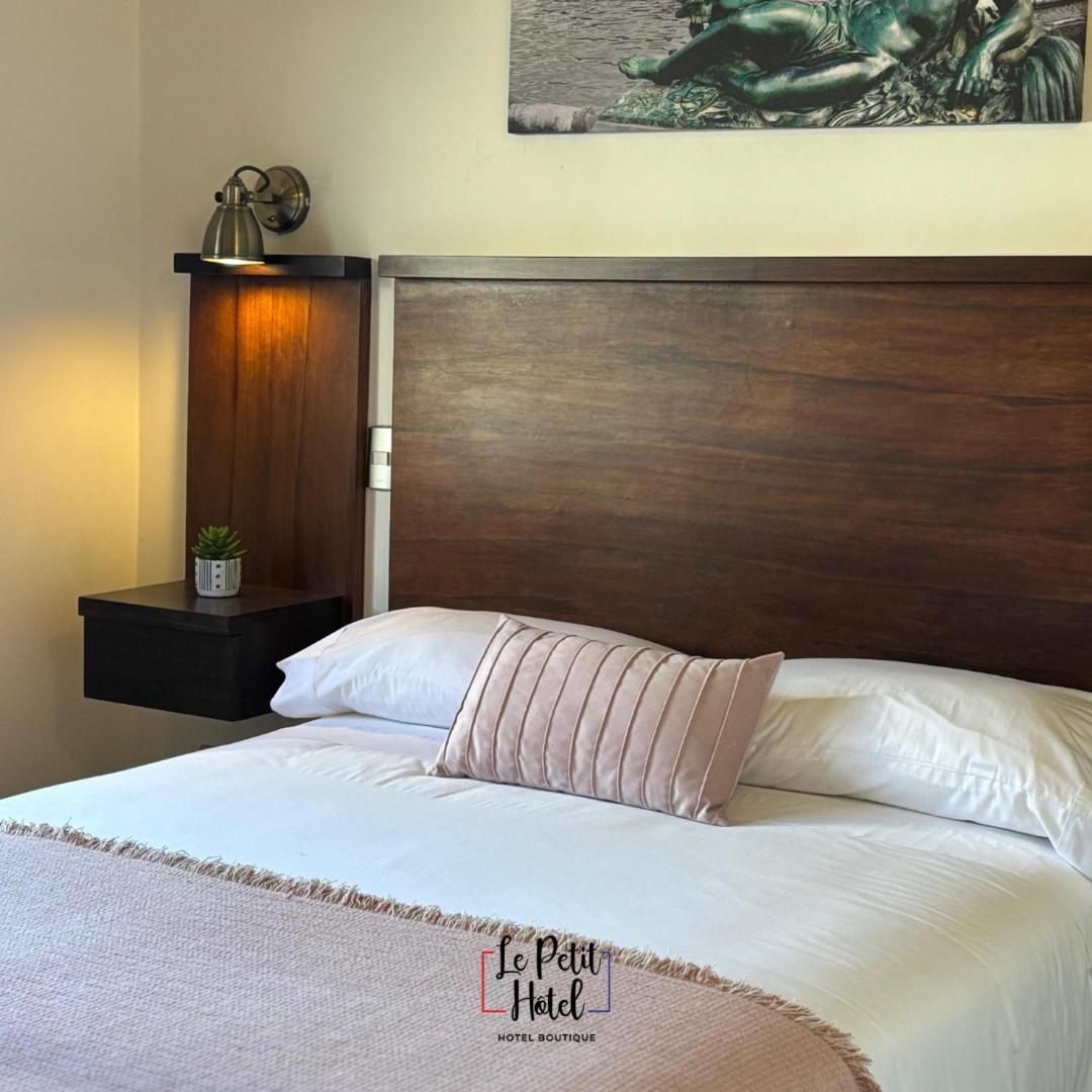 Hotel Le Petit กอนเซปซิออน ภายนอก รูปภาพ