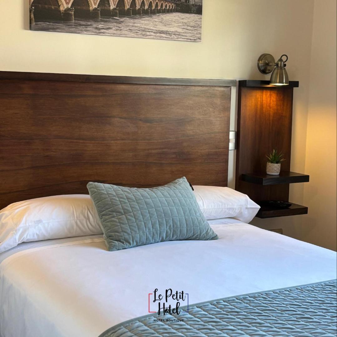 Hotel Le Petit กอนเซปซิออน ห้อง รูปภาพ